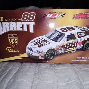 Dale Jarrett #88 ups Taurus 2002